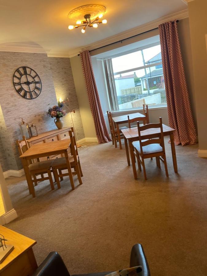 Horncliffe Room Only Accommodation Seahouses Bagian luar foto